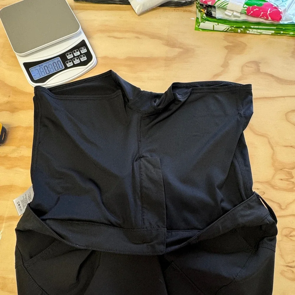 Eddie Bauer Travex Skort Womens 10 Black Cargo Pocket Hiking Travel D3661656